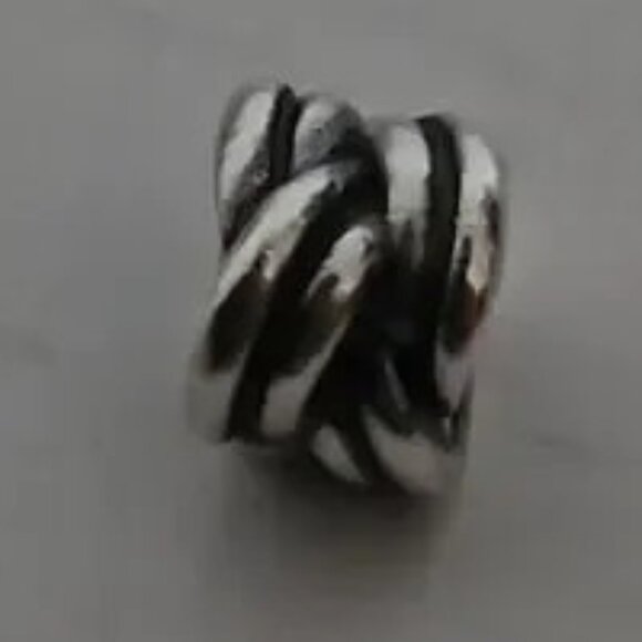 Pandora Twisted Love Knot silver charm authentic - Picture 2 of 6
